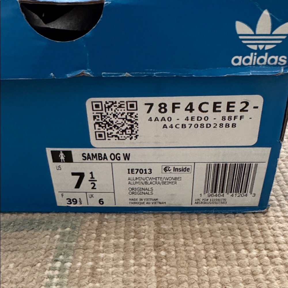 Adidas Womens Gray Sambas - Picture 7 of 7